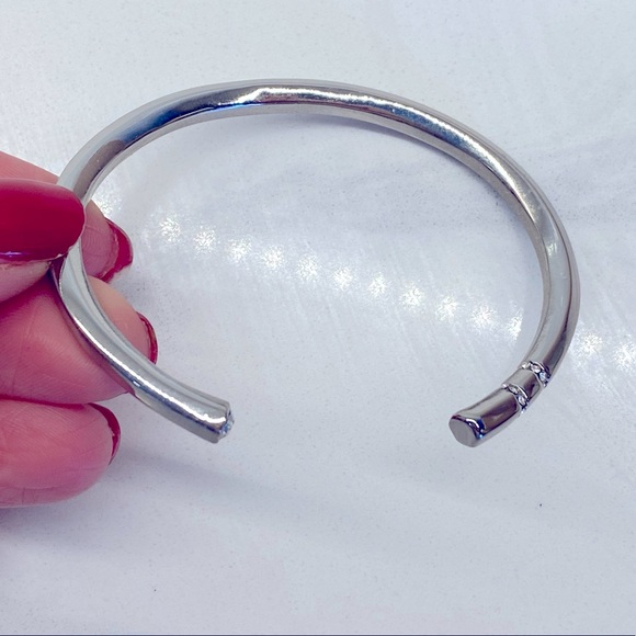 Banana Republic Silver Cubic Zirconia Bracelet - Picture 2 of 6